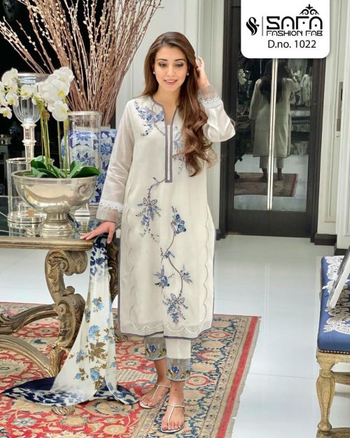 Safa Fashion 1022 Pakistani Salwar Suit Catalog